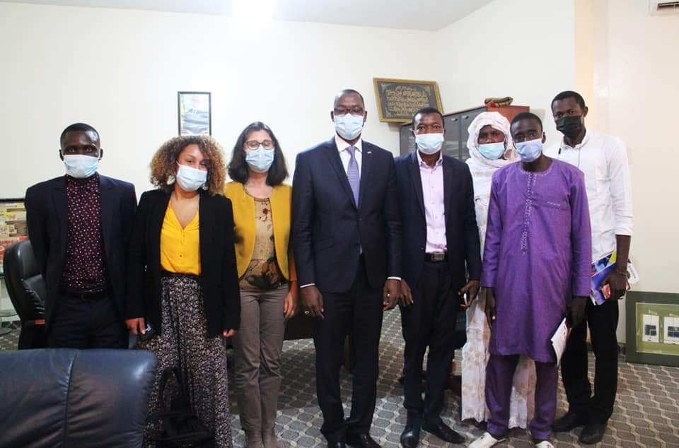 ef6a6341-cd75-4743-8aa3-602bf7abbce0